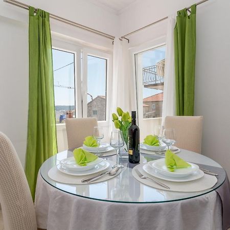 Apartment Roko Трогир Екстериор снимка