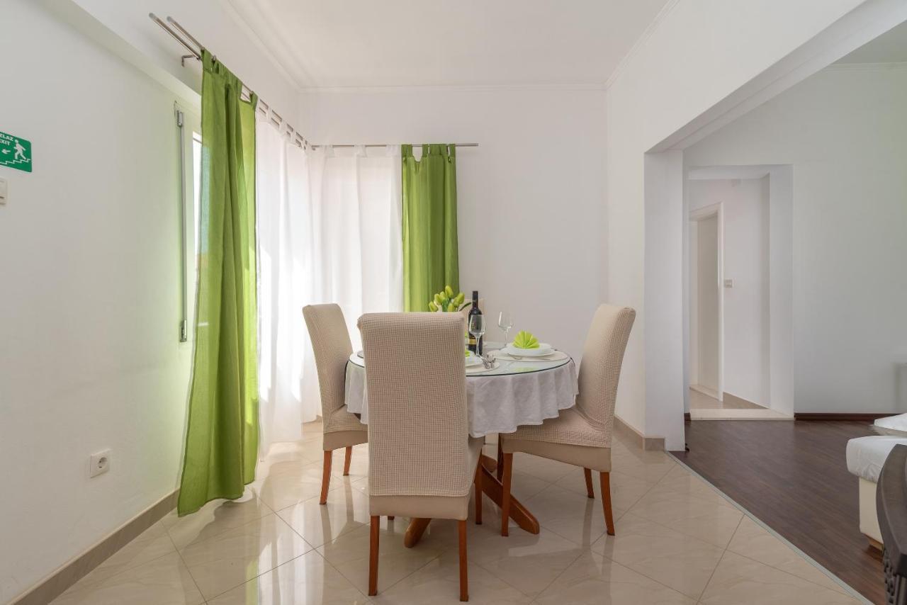 Apartment Roko Трогир Екстериор снимка