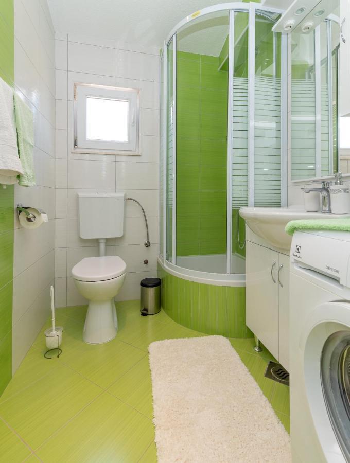 Apartment Roko Трогир Екстериор снимка