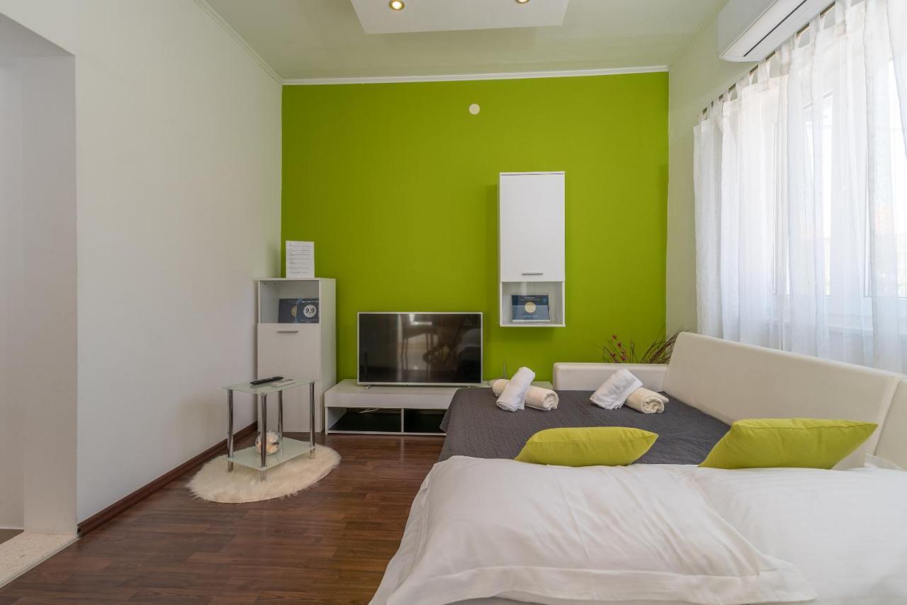 Apartment Roko Трогир Екстериор снимка
